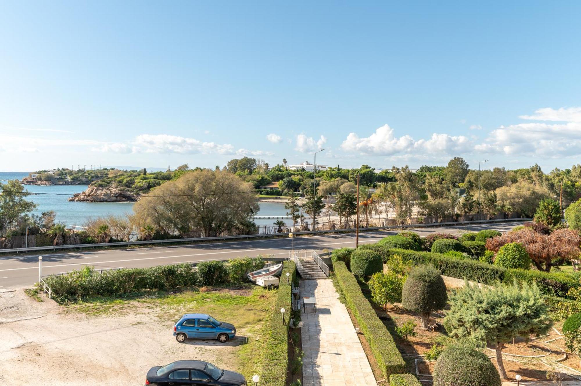 Amazing Sea View Apartment Kalivia Thorikou ภายนอก รูปภาพ